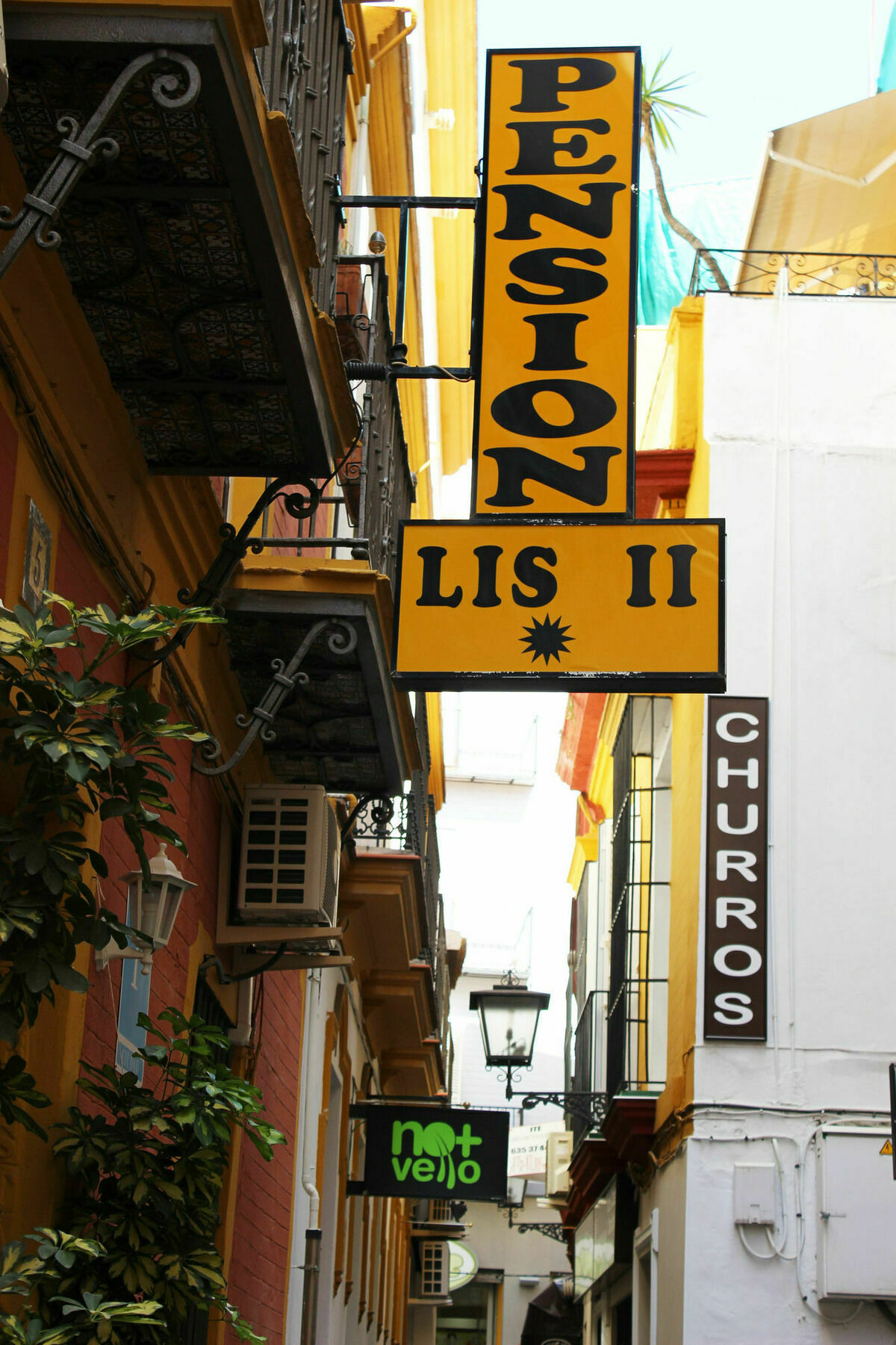 Pension Lisdos Sevilla Exterior foto