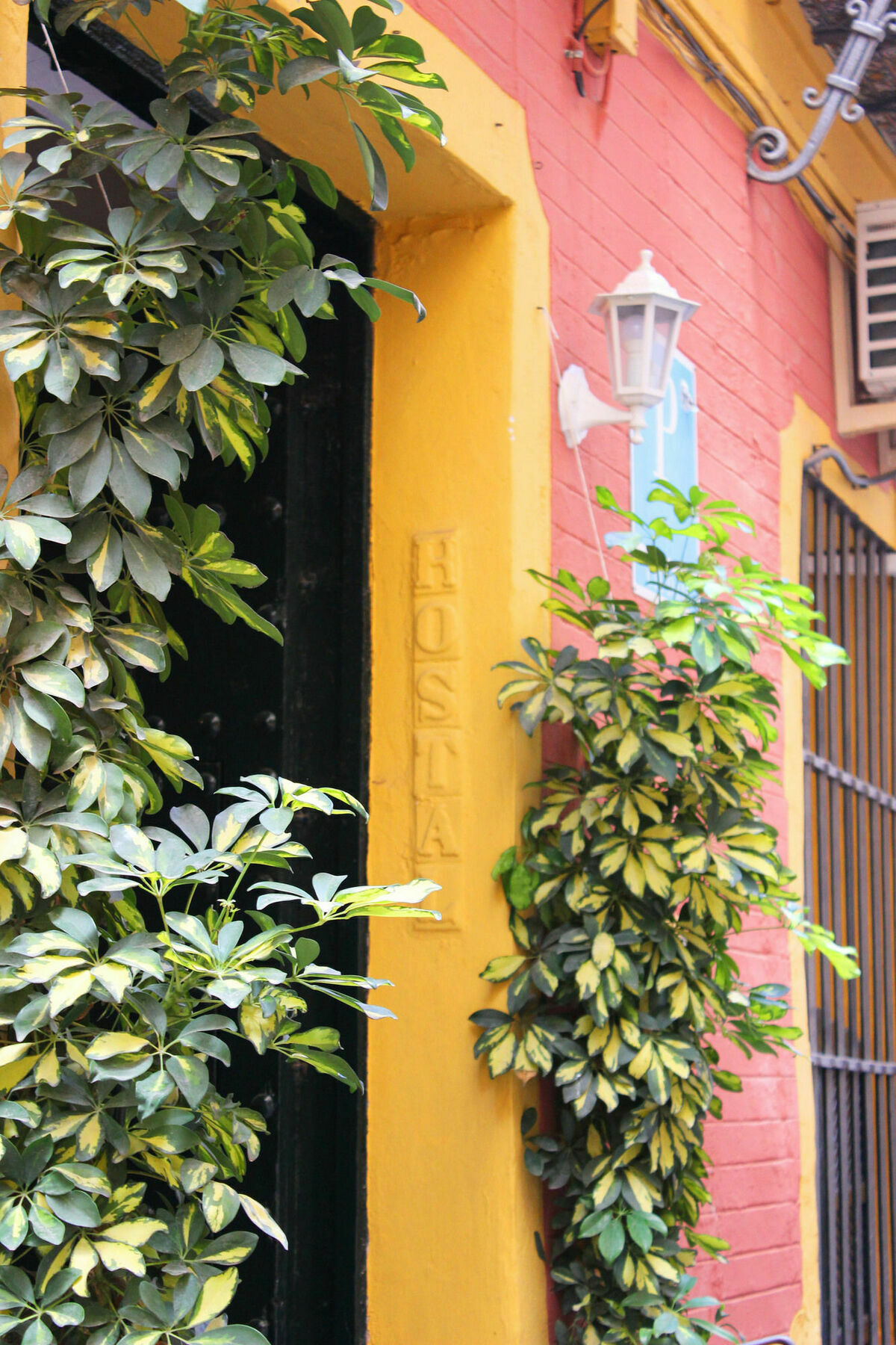 Pension Lisdos Sevilla Exterior foto